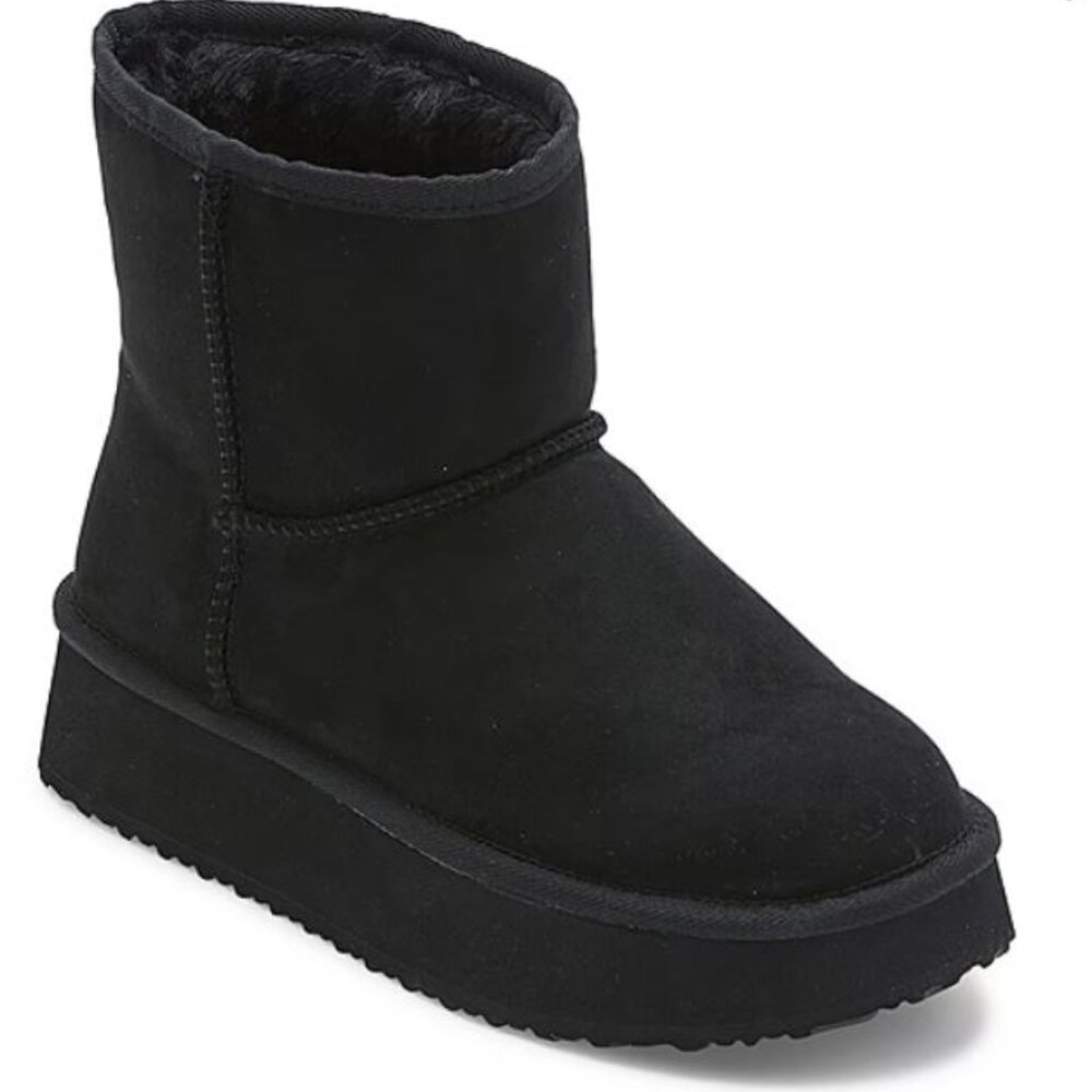 Black Platform Boots